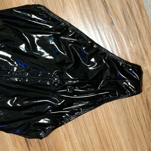 Fashion Nova Faux Patent Leather Bustier Style Bodysuit Top - Picture 7 of 9